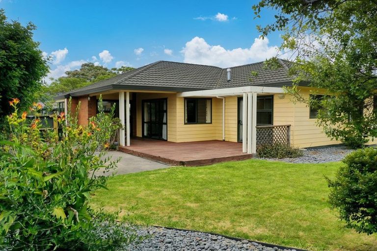 Photo of property in 7 Edgewater Grove, Whakatane, 3120