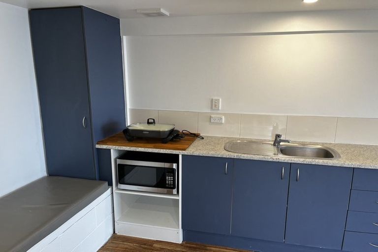 Photo of property in 511 Whangaparaoa Road, Stanmore Bay, Whangaparaoa, 0932