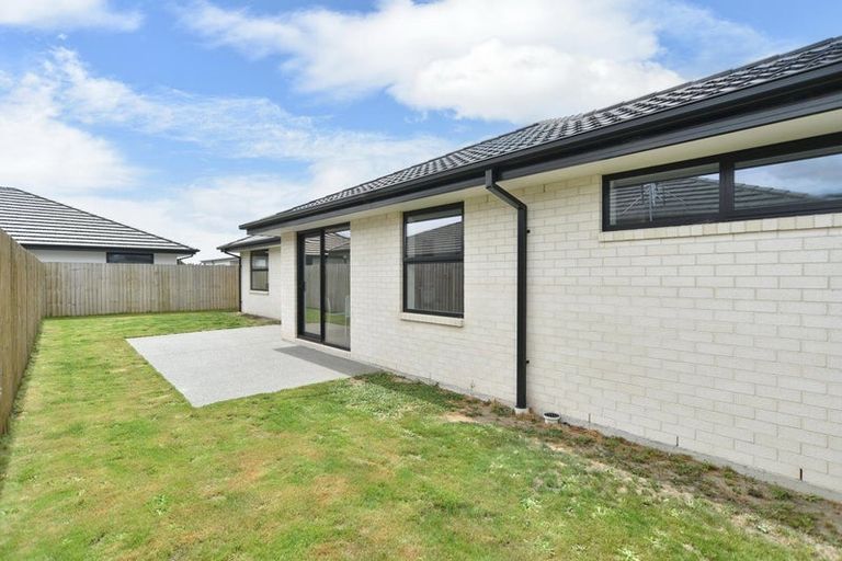 Photo of property in 5 Bill Hammond Drive, Belfast, Christchurch, 8051