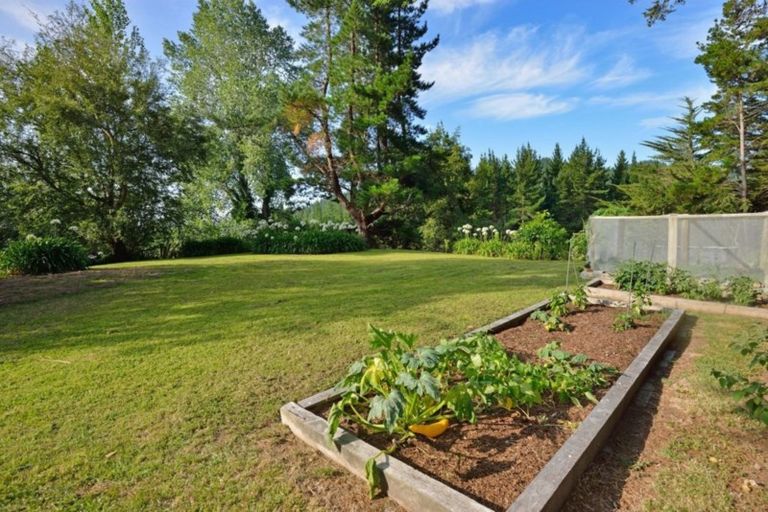 Photo of property in 2481 Tiniroto Road, Tiniroto, Manutuke, 4078