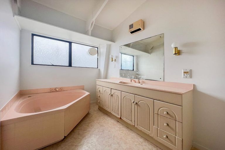 Photo of property in 40b Monarch Avenue, Hillcrest, Auckland, 0627