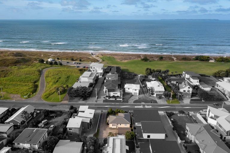 Photo of property in 1018a Papamoa Beach Road, Papamoa Beach, Papamoa, 3118