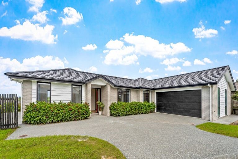 Photo of property in 12 Kia Kaha Drive, Snells Beach, 0920