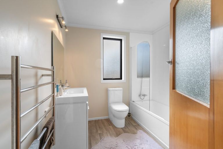 Photo of property in 159 Princes Street, Strathern, Invercargill, 9812