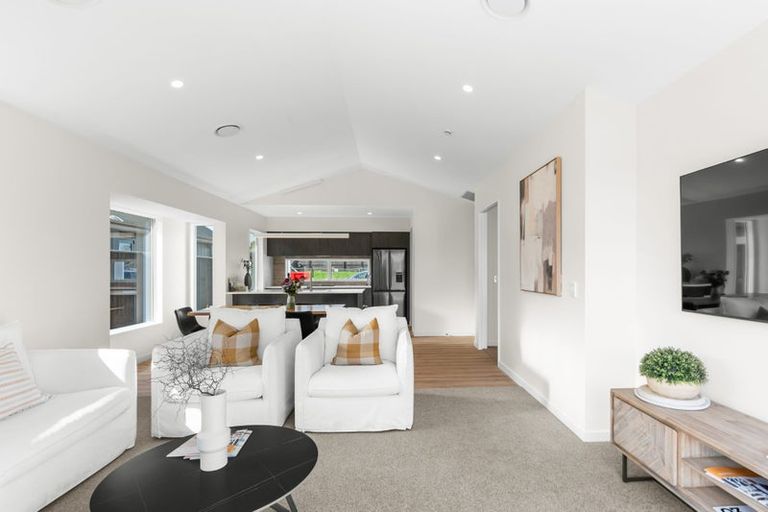 Photo of property in 3 Waianiwa Place, Burwood, 8083