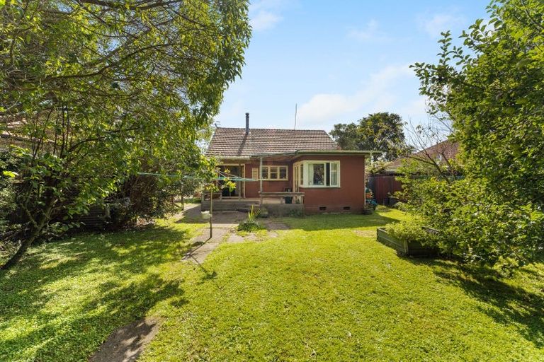 Photo of property in 172 Cook Street, West End, Palmerston North, 4410
