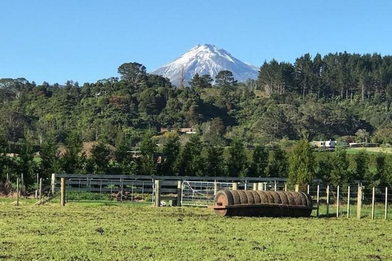 Photo of property in 121b Surrey Hill Road, Kaitake, New Plymouth, 4374