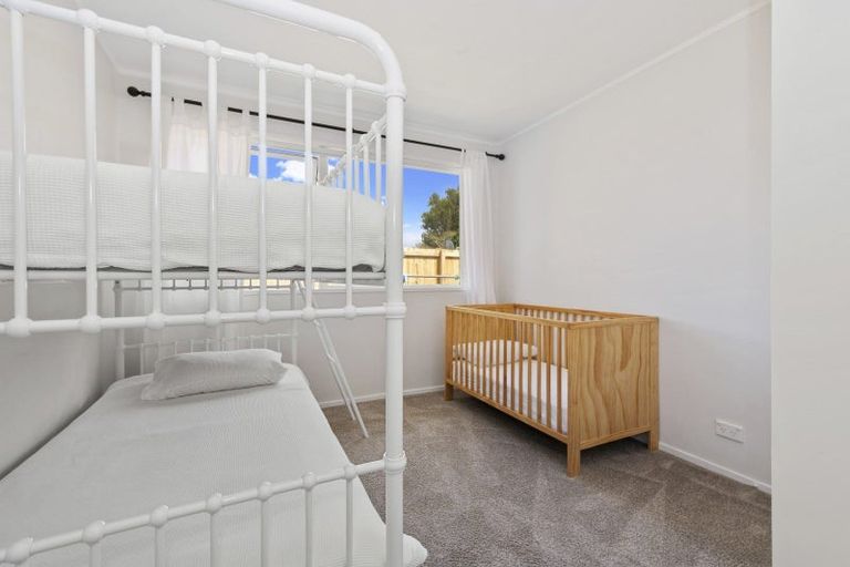 Photo of property in 45 Riverside Road, Orewa, 0931