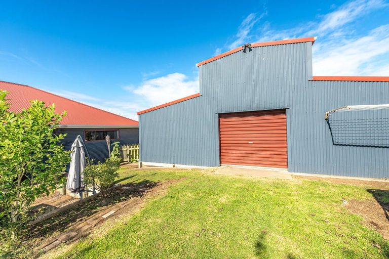 Photo of property in 153 Kakaramea Road, Kakaramea, Patea, 4598