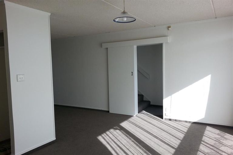 Photo of property in 2/18 Carnot Street, Glenholme, Rotorua, 3010