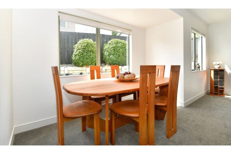 Photo of property in 1/126 Brian Crescent, Stanmore Bay, Whangaparaoa, 0932