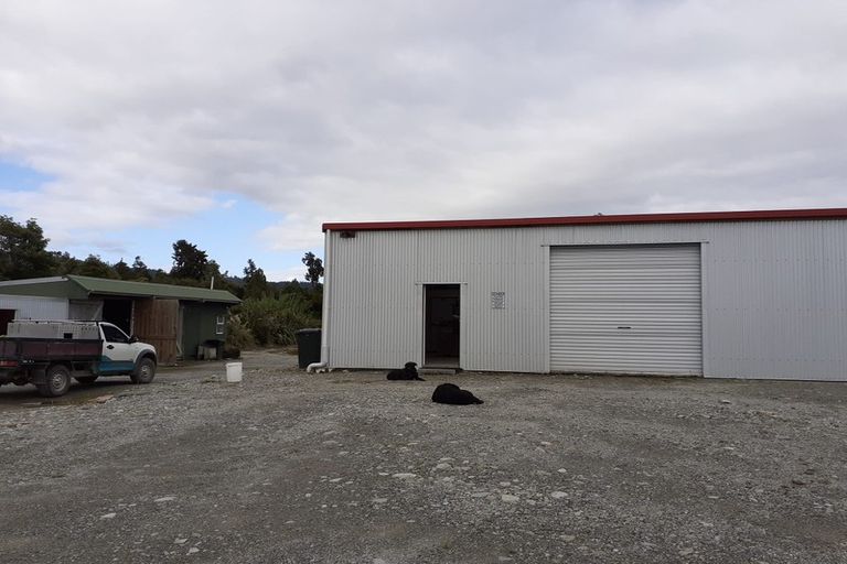 Photo of property in 1218 Old Christchurch Road, Awatuna, Hokitika, 7882