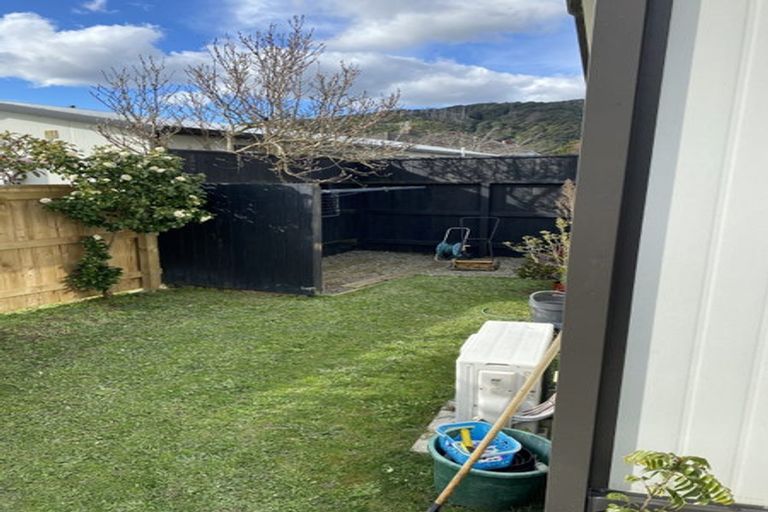 Photo of property in 6c Clement Grove, Taita, Lower Hutt, 5011