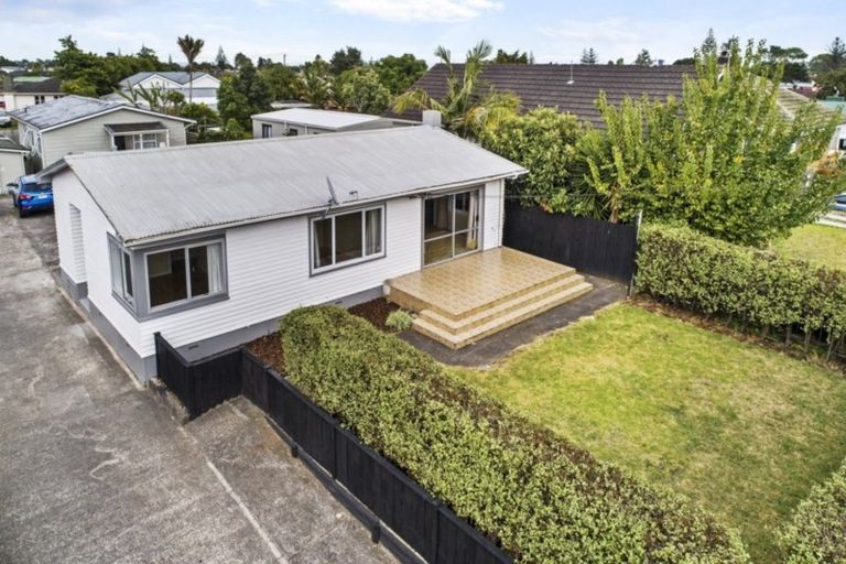 Photo of property in 9a Gloucester Road, Manurewa, Auckland, 2102