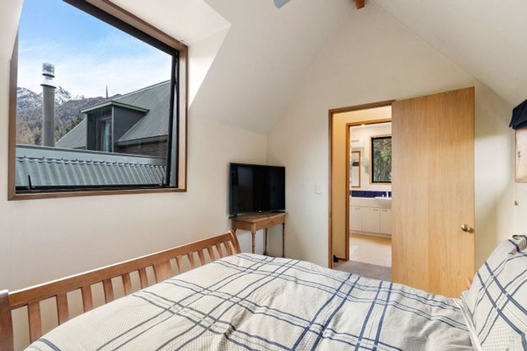 Photo of property in 14 Stafford Street, Arrowtown, 9302