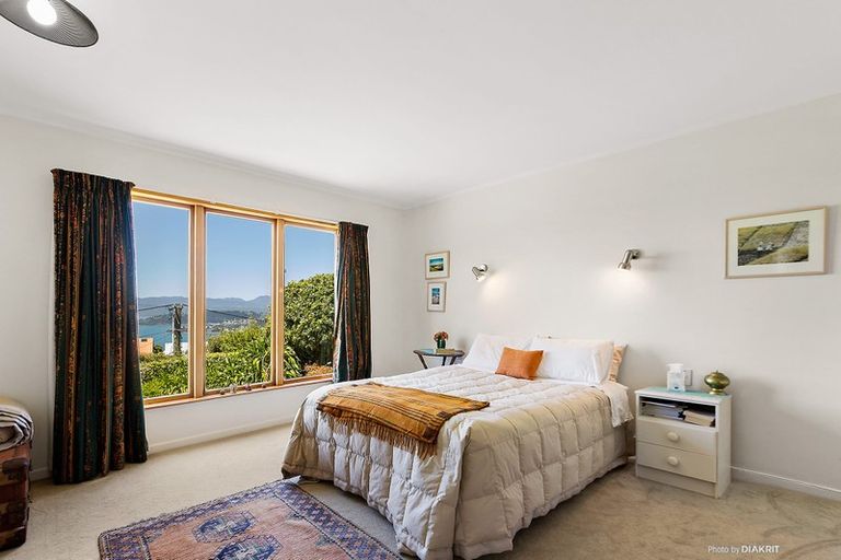 Photo of property in 22 Harbour View Road, Northland, Wellington, 6012