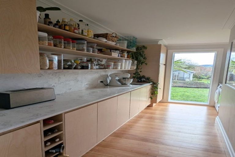 Photo of property in 81 Rogers Road, Bay View, Napier, 4104