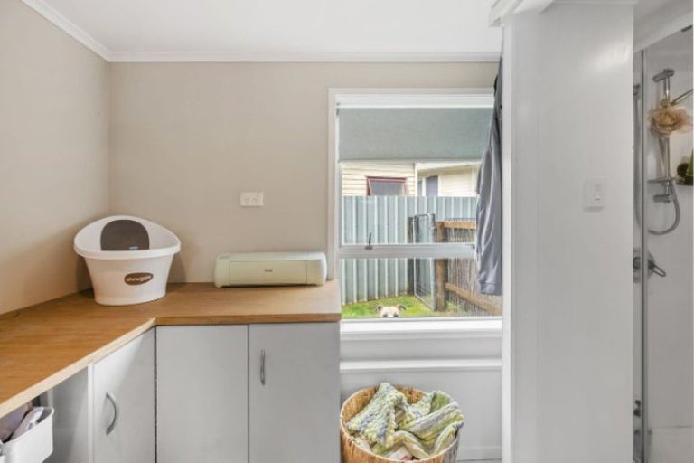 Photo of property in 17 Homedale Street, Pukehangi, Rotorua, 3015