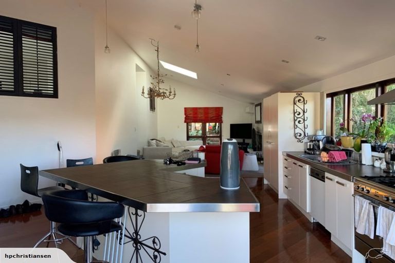 Photo of property in 6a Channel View Road, Campbells Bay, Auckland, 0630