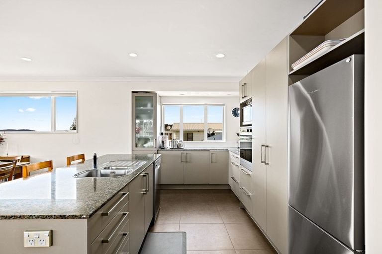 Photo of property in 15 Kawau View Road, Snells Beach, 0920