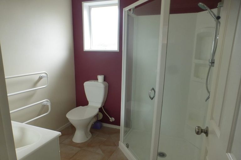 Photo of property in 9 Courtfield Close, Parklands, Christchurch, 8083