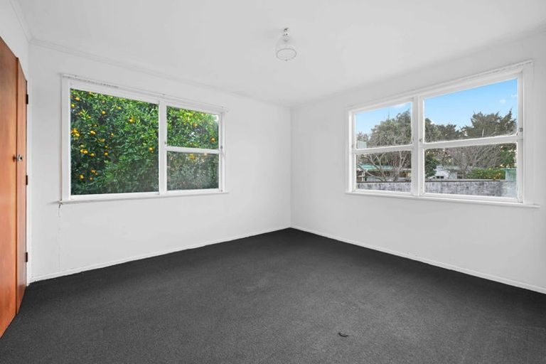 Photo of property in 12 Rosalind Street, Deanwell, Hamilton, 3206