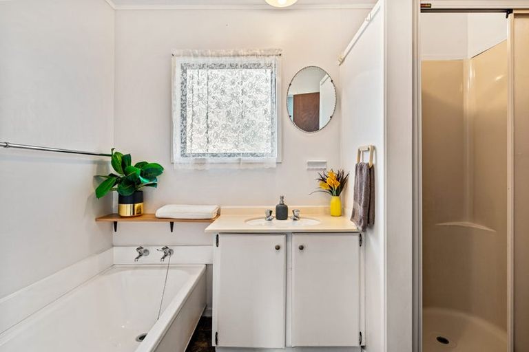 Photo of property in 4 Coleridge Place, Tikipunga, Whangarei, 0112