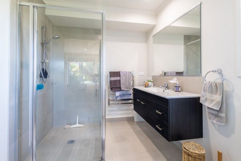 Photo of property in 2 Henry Bell Close, Leamington, Cambridge, 3432