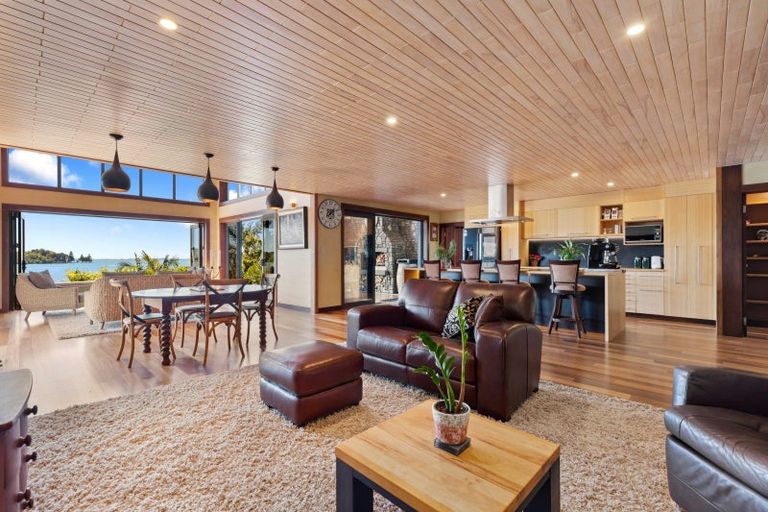 Photo of property in 177 Welcome Bay Road, Welcome Bay, Tauranga, 3112