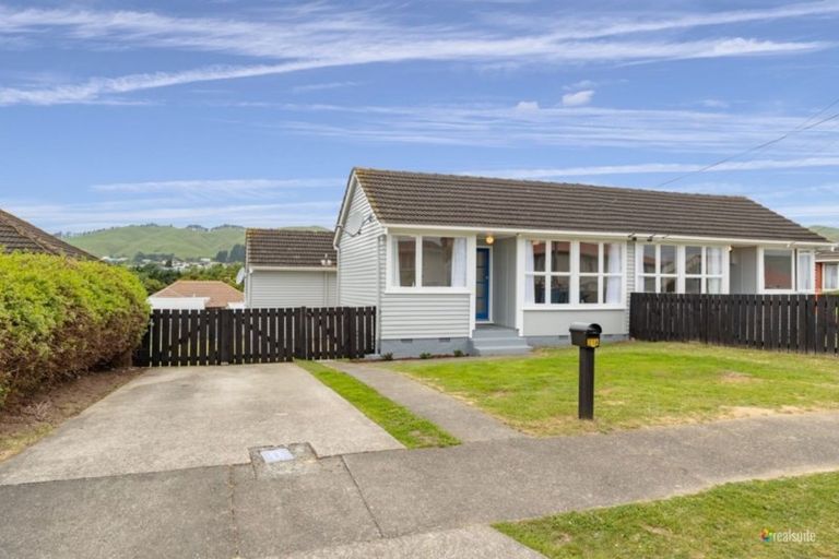 Photo of property in 21a Miranda Street, Cannons Creek, Porirua, 5024