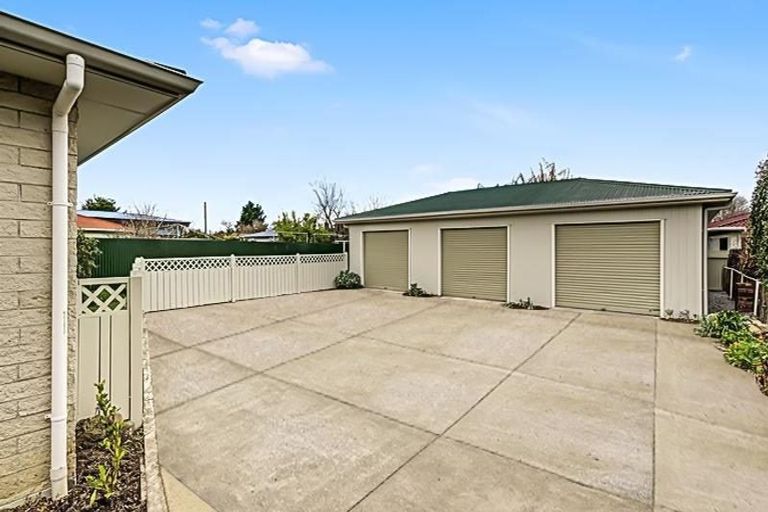 Photo of property in 200 Lumsden Road, Akina, Hastings, 4122