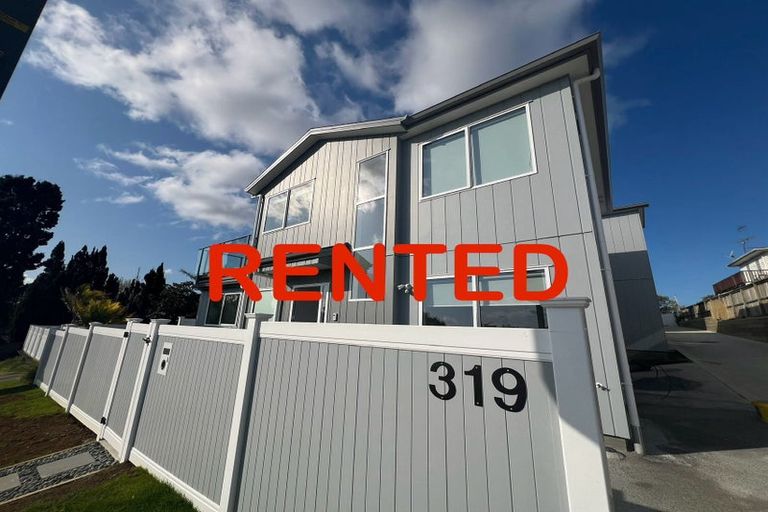 Photo of property in 319a East Coast Road, Mairangi Bay, Auckland, 0630