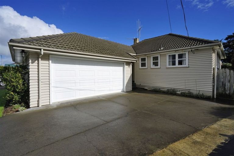 Photo of property in 5 Moule Place, Fairfield, Hamilton, 3214