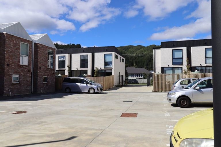 Photo of property in 10 Rimu Street, Naenae, Lower Hutt, 5011