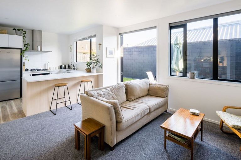 Photo of property in 2/4 Duncan Road, Saint Andrews, Hamilton, 3200