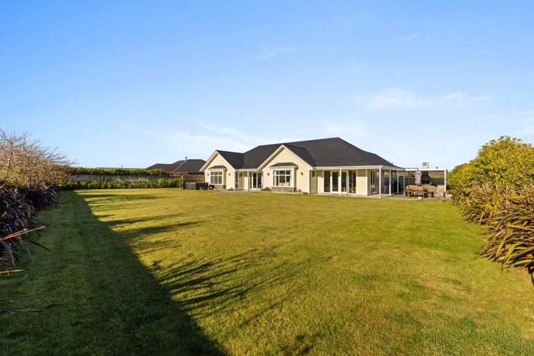 Photo of property in 28 Elizabeth Allen Drive, West Melton, 7618