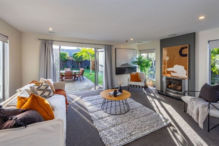 Photo of property in 15 Riverwood Boulevard, Redwood, Christchurch, 8051