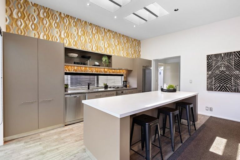 Photo of property in 11 Linkwater Way, Parklands, Christchurch, 8083