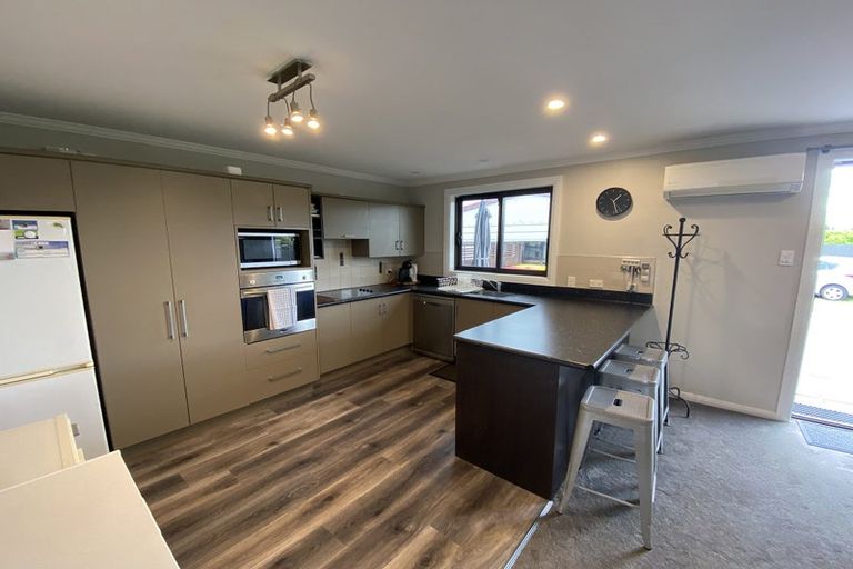 Photo of property in 6 Doon Street, Vauxhall, Dunedin, 9013