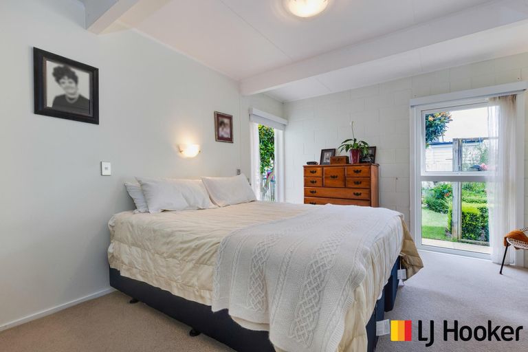 Photo of property in 112 Elliot Street, Pahurehure, Papakura, 2113