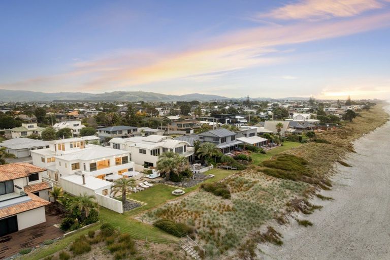 Photo of property in 53 Motiti Road, Papamoa Beach, Papamoa, 3118