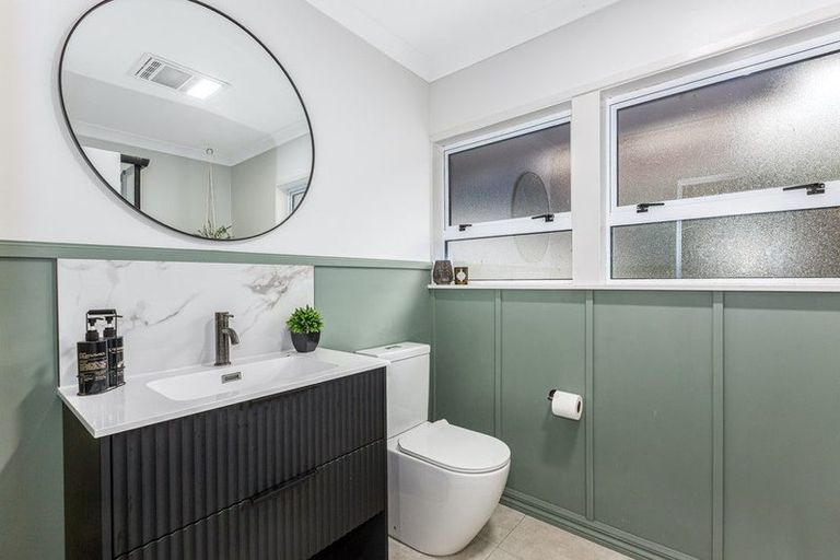 Photo of property in 39 Whitemans Road, Silverstream, Upper Hutt, 5019