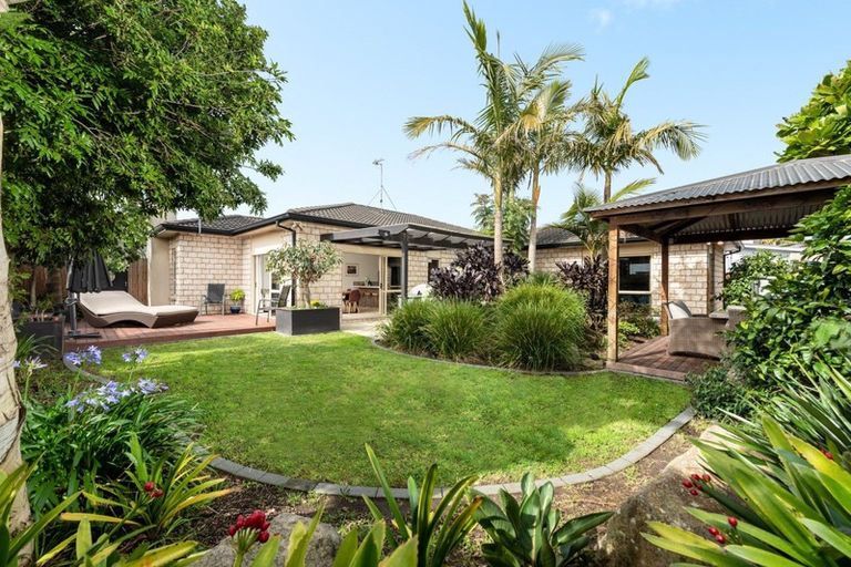 Photo of property in 24 Oreti Crescent, Papamoa Beach, Papamoa, 3118