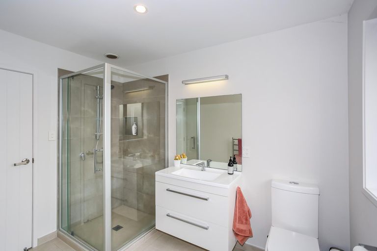 Photo of property in 172 Helenslee Road, Pokeno, 2472