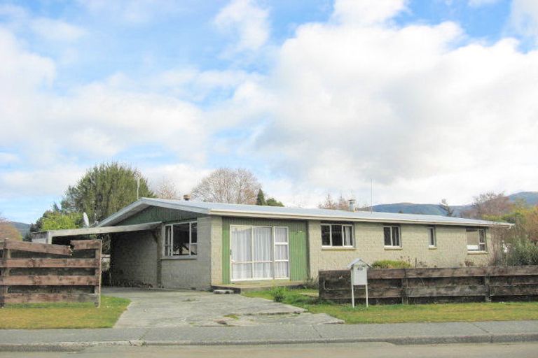 Photo of property in 49 Henry Street, Te Anau, 9600