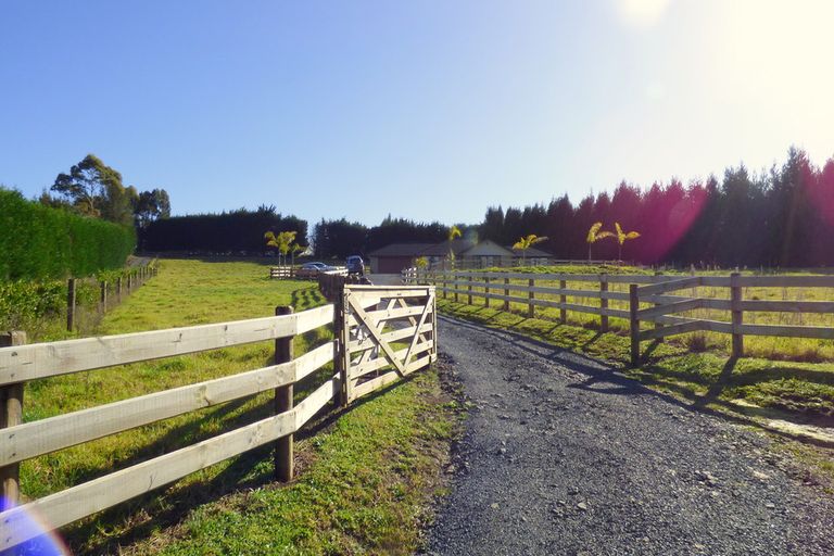 Photo of property in 139 Stanners Road, Kerikeri, 0295