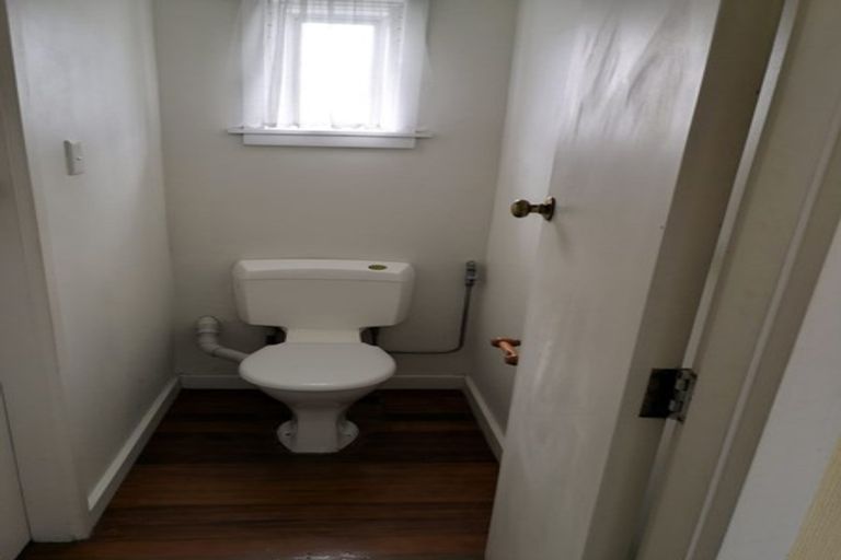 Photo of property in 124 Maidstone Road, Ilam, Christchurch, 8041