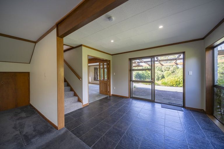 Photo of property in 72 Bush Street, Lumsden, 9730