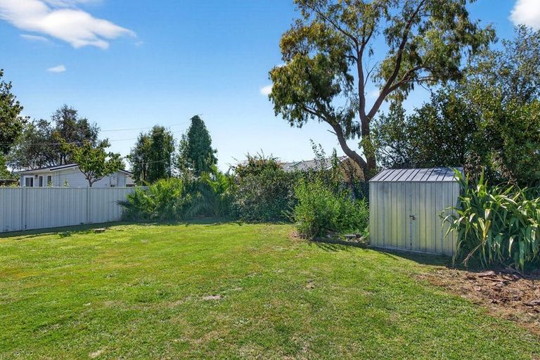Photo of property in 51 Weld Street, Martinborough, 5711