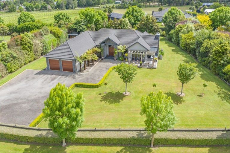 Photo of property in 36 Saint Laurent Way, Ohau, Levin, 5570